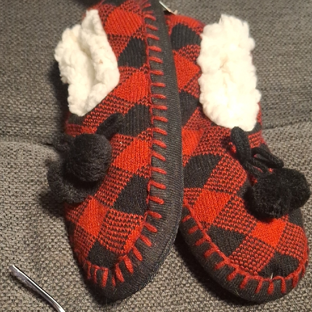 Muk Luks Red and Black Plaid Woman's Slippers
